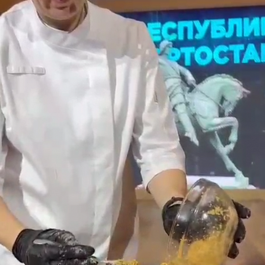 Уфимские повара провели кулинарные мастер-классы на выставке «Россия»